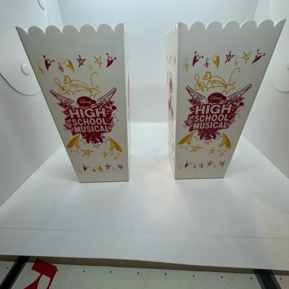 Disney High School Musical Popcorn Boxes - White and Gold